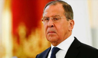 Sergei Lavrov met en garde Kyiv: soit vous suivez nos propositions, soit l'armée russe décidera de l'issue de la situation