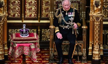 Charles prend le trône: le couronnement du prochain roi d'Angleterre