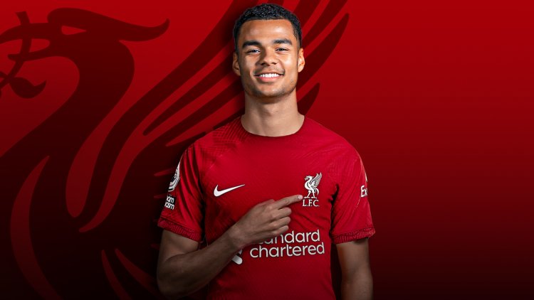 Cody Gakpo rejoint officiellement Liverpool