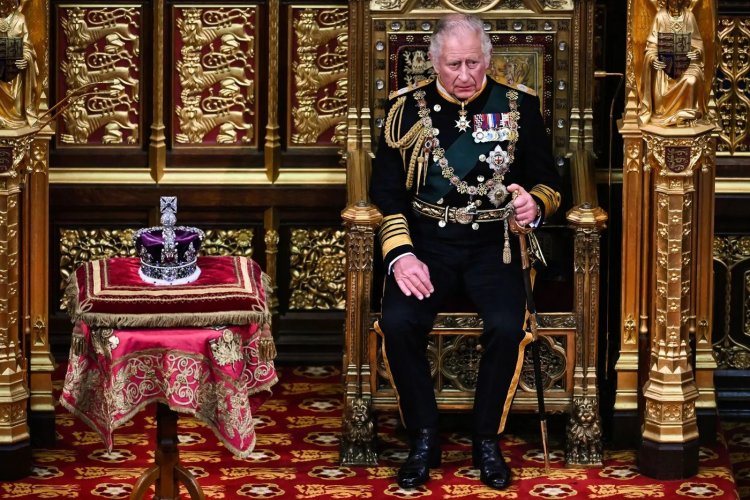 Charles prend le trône: le couronnement du prochain roi d'Angleterre